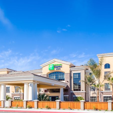 Holiday Inn Express & Suites Eureka By Ihg Bagian luar foto