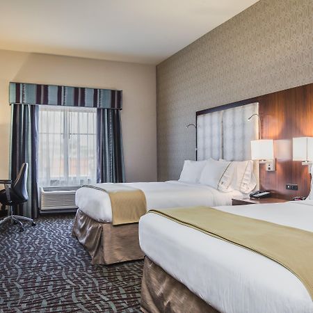 Holiday Inn Express & Suites Eureka By Ihg Bagian luar foto