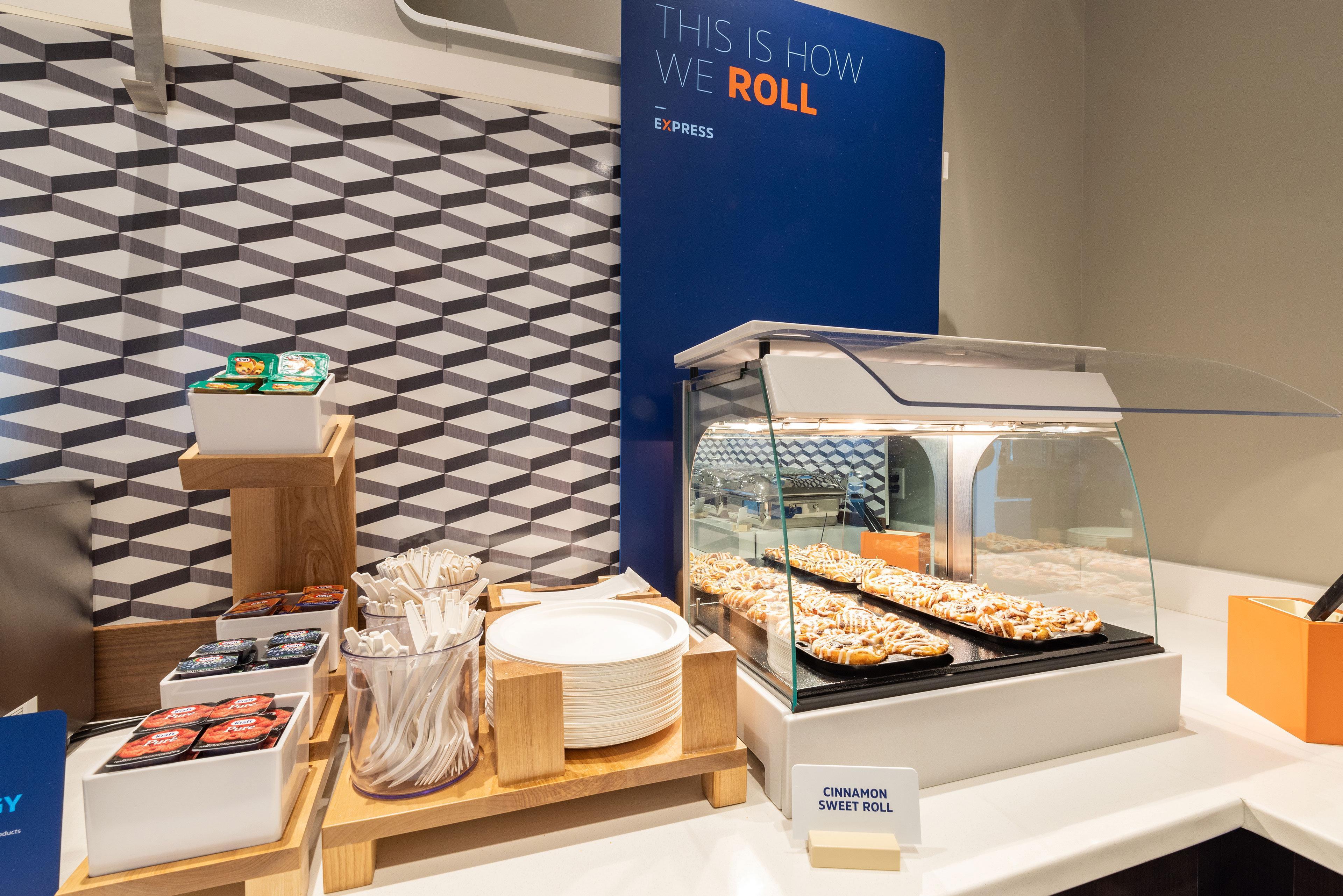 Holiday Inn Express & Suites Eureka By Ihg Bagian luar foto