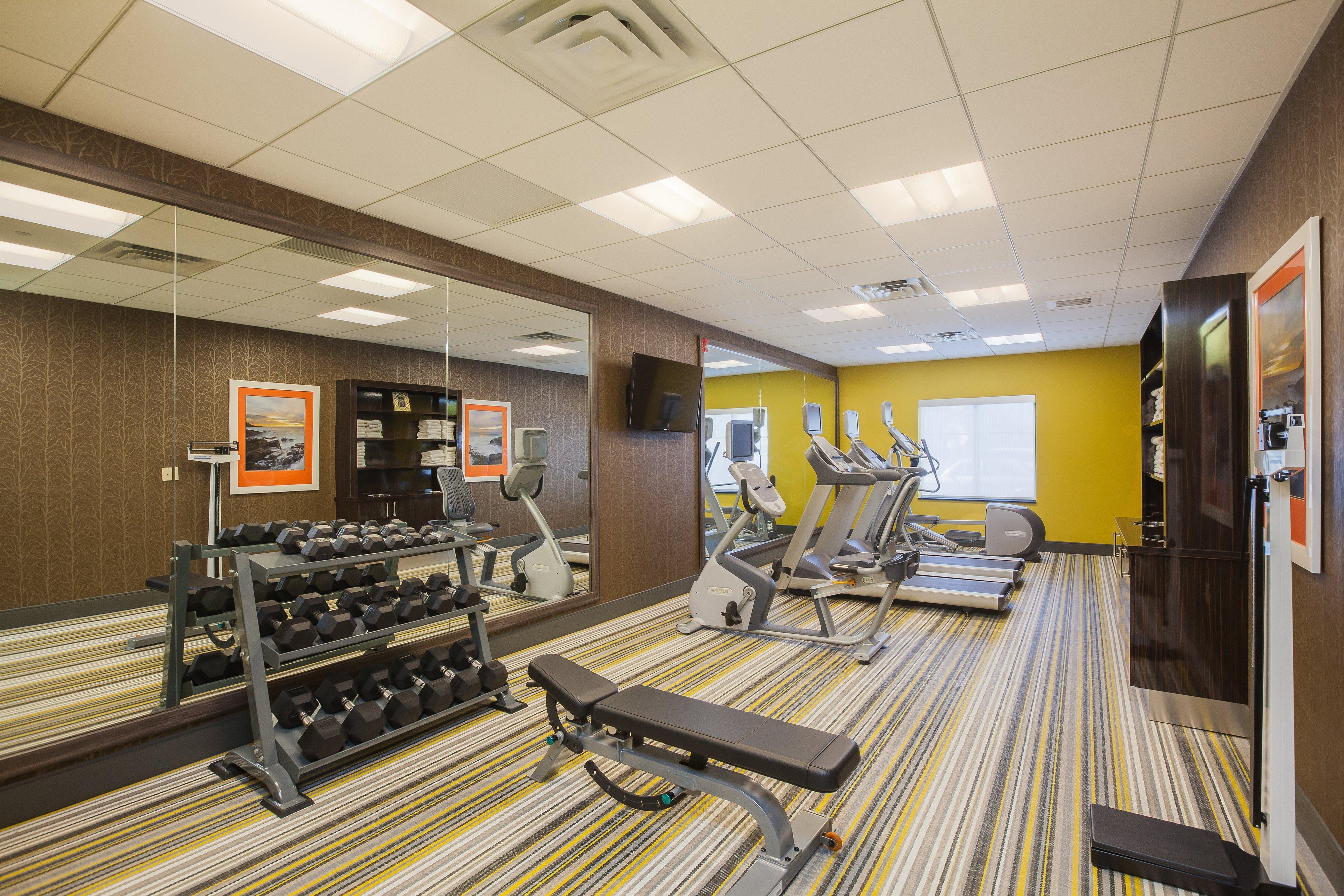 Holiday Inn Express & Suites Eureka By Ihg Bagian luar foto