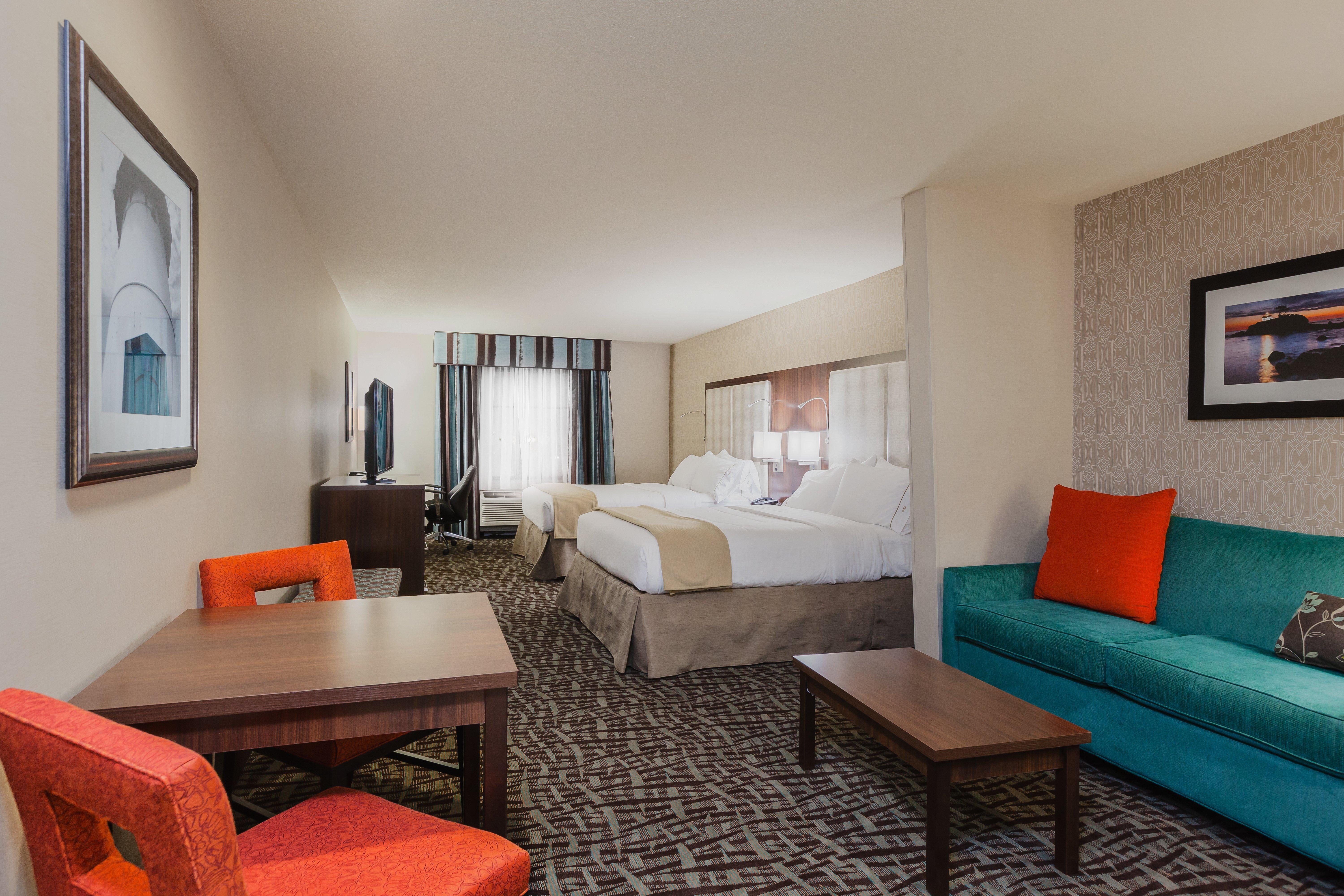 Holiday Inn Express & Suites Eureka By Ihg Bagian luar foto